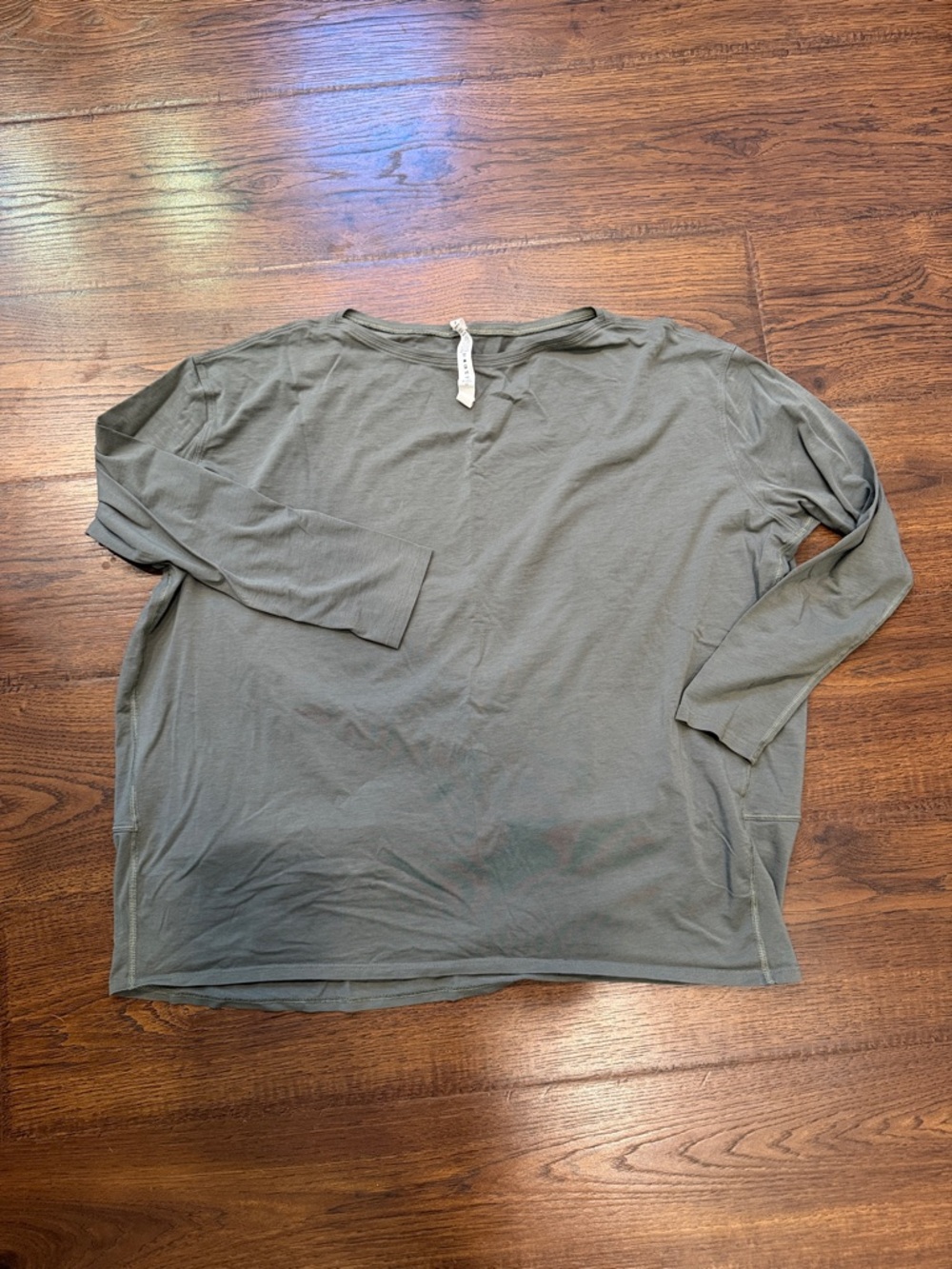 lululemon athletica Back in Action Long Sleeve Tee in Olive Green